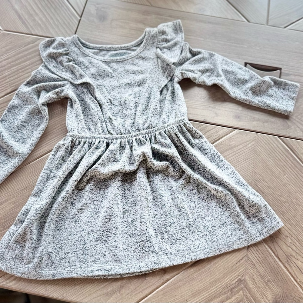 Cat & Jack l Girl’s Gray Dress l Size: 2T